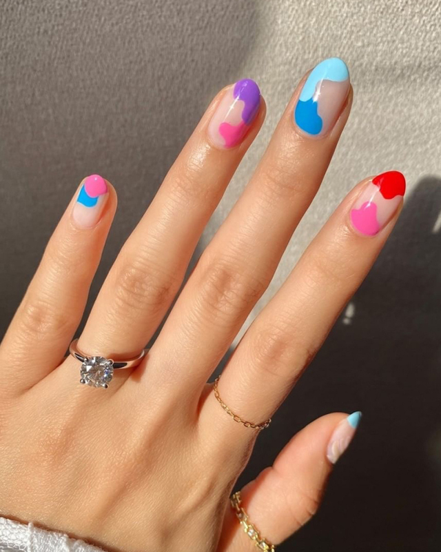 24pcs Graffiti Style Artificial Nails Fake Nails Removable Nail Patches