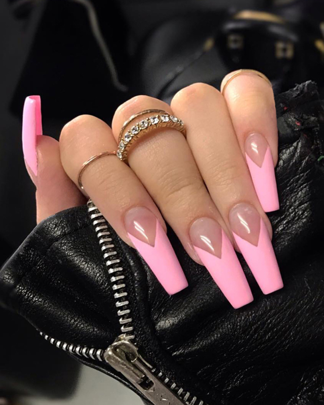 24pcs Pink V-shape French Style Artificial Nails Fake Nails Removable Nail Patches