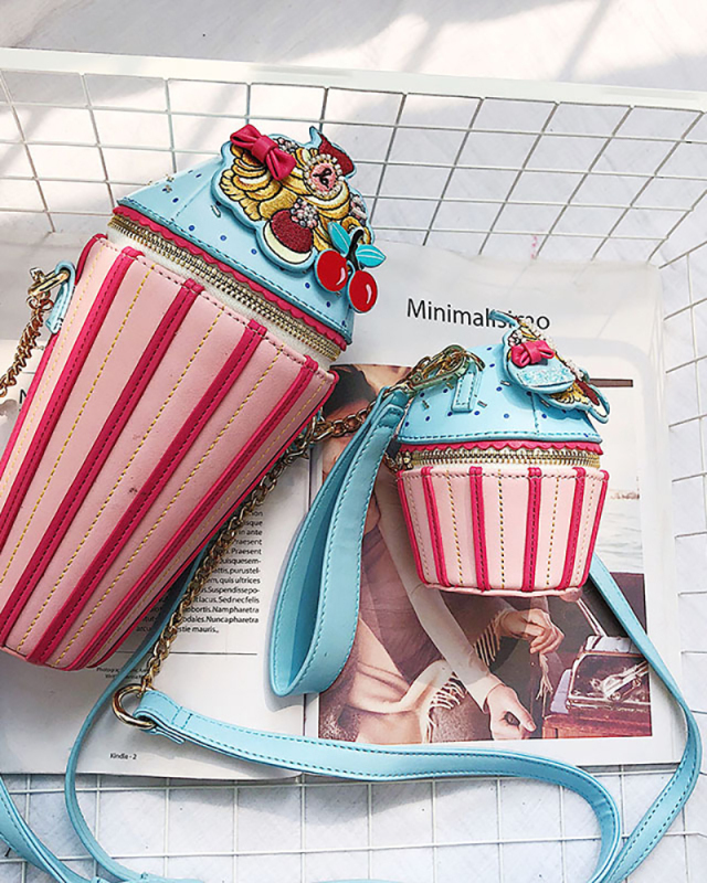 Ice Cream Cartoon Girl Chain Messenger Bag
