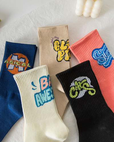 Graffiti Hip-hop Street letters Cotton Sports All-match Socks