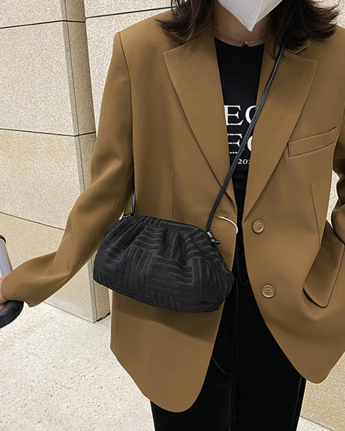 Simple Design Women's New Fashion Messenger Bag Cloud Bag (Accepted mixed Color) 