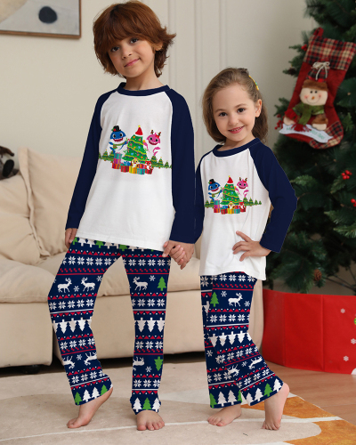 Wholesale Cute Printed Christmas Tree Family Pajamas