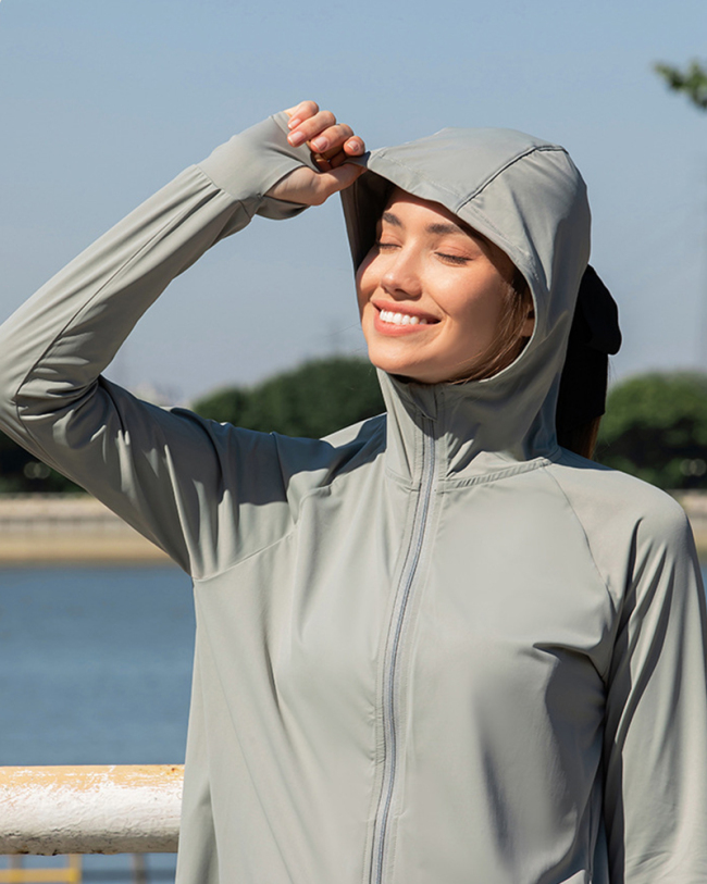 Summer Ice Sense Sunscreen Clothing UPF50+ UV Protection Light Breathable Skin Clothing Loose Hooded Long-Sleeved Coat S-L