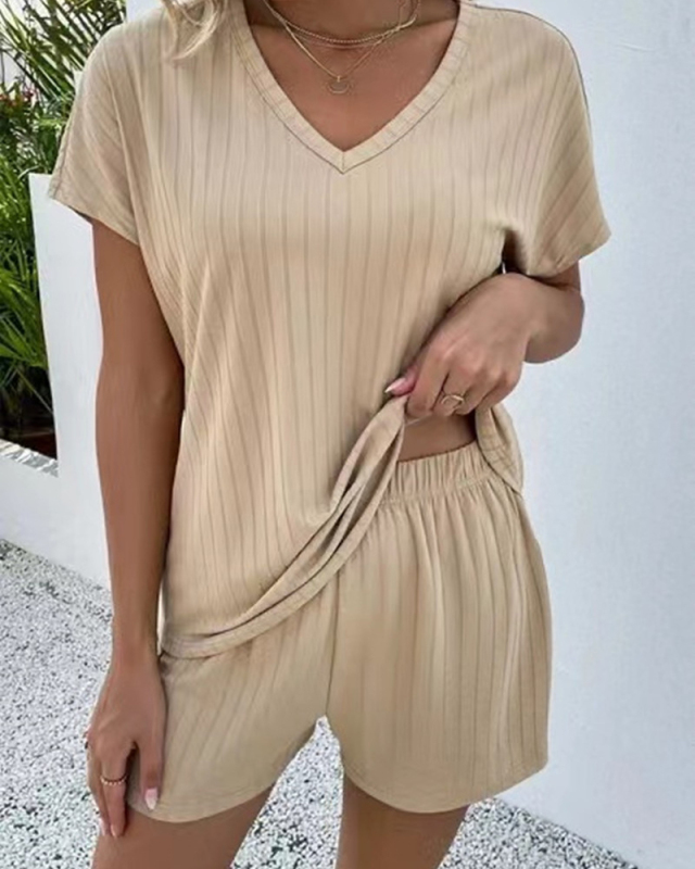 V-neck Women Wholesale Solid Color Two Piece Short Set