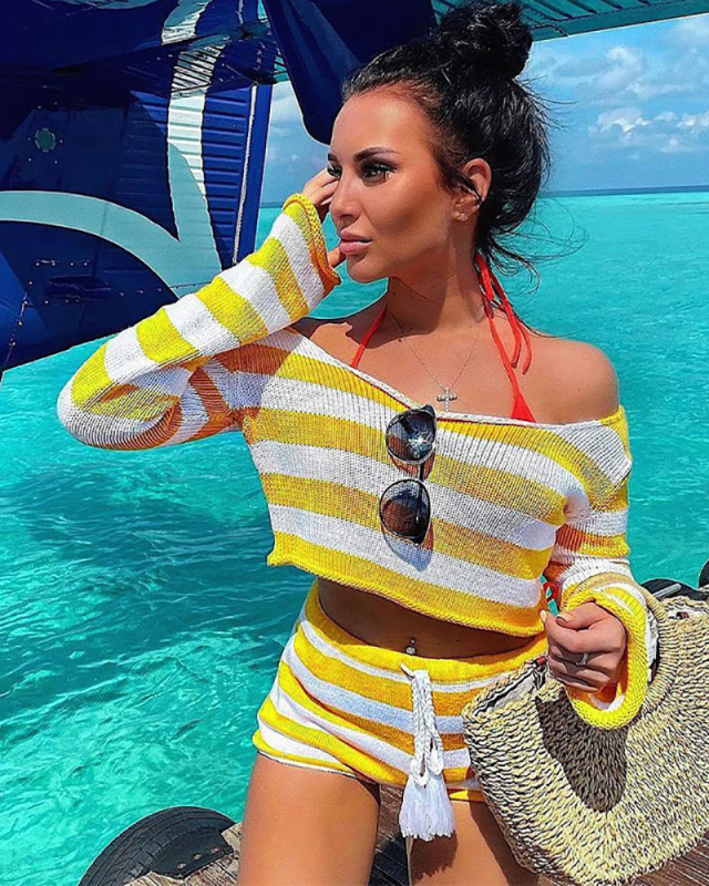 Leisure Knitted Stripe Wholesale Two Piece Short Set S-L