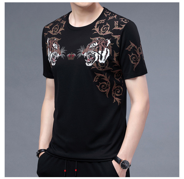 Trend Overbearing Man T-shirt-54