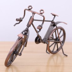 Diecast Bicycle Office Iron Simulation Retro Children Toy Desktop Figurines Home Decor Tourism Souvenir Gift Crafts Bike Model