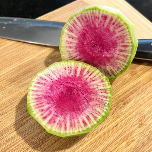 Xinbaoda Ice Cream Radish Seeds, Premium Radish Seeds, F1 Hybrid Purple-Flesh Sweet Radish, Crispy Juicy
