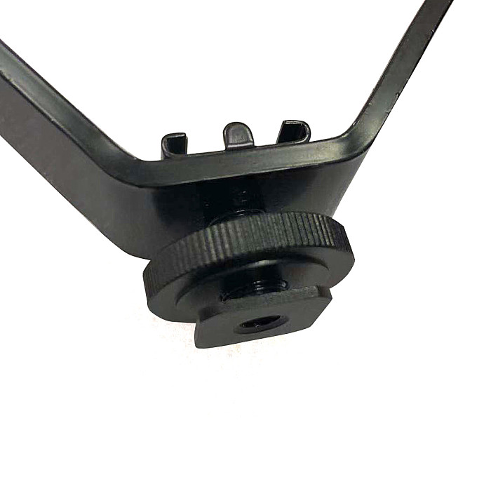BGNING V-Shaped Bracket Aluminium Alloy Universal Triple Cold Shoe Mount Bracket 3 Shoe for SLR Camera or Camcorder Accessory Such as LED Video Light, Microphone, Monitor, Flash