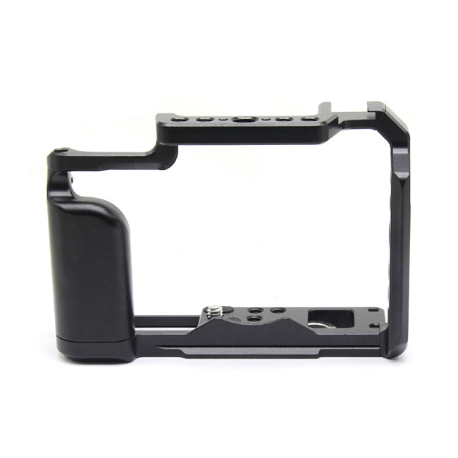 Camera Cage for Fuji XT30 XT30II XT20 XT10 Protective Rig Stabilizer Mounting Case Frame Base for Horizontal Vertical Shooting