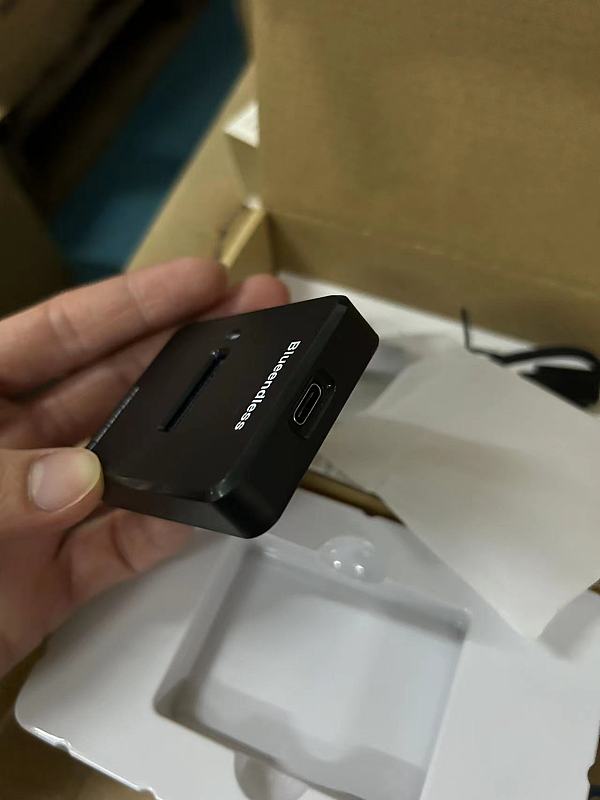 For NVME 10Gbps / SATA 5Gbps Dual Protocol M.2 SSD Enclosure Type-C Mobile Hard Drive Dock for M.2 M Key / B+M Key 2230-2280 SSD