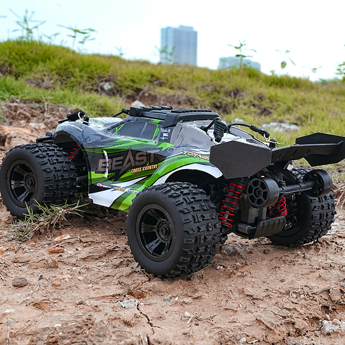 (ZLL) SG118 PRO Bigfoot Off road High speed Four wheel Drive Car Carbon Brush Black Green Full Scale 1:16 Remote Control Car