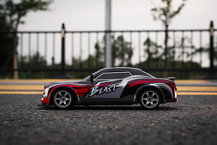 ZLL SG218 PRO RC Drift Vehicle 7.4V Battery Power 2.4Ghz Sports Car Full Scale 1:16 High Speed 4WD RC Model Remote Control Car