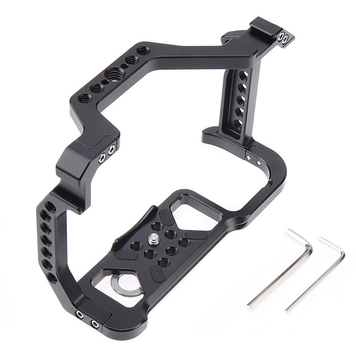 R5markII Camera Cage Cold Shoe Mount Light Holder 1/4 3/8 Thread for Canon EOS R5II R5 R5C R6 R6II DSLR Camera Protective Frame