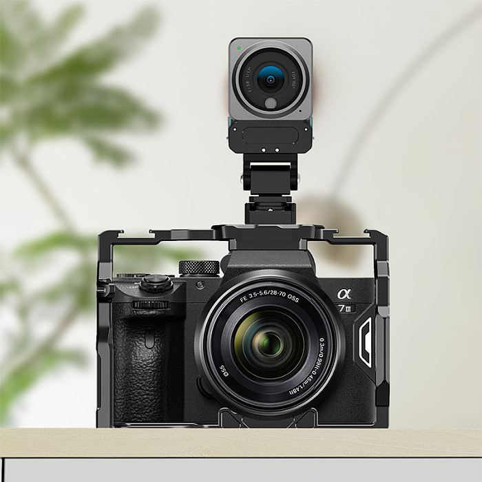Magnetic suction Quick release cold Shoe to 1/4 Mount base for DJI Action 5pro 4 3 2 Sports camera quick install bracket for rabbit cage with 1/4 screw hole