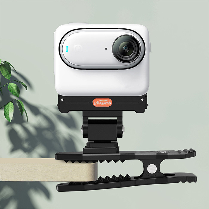 XT-XINTE Quick release Charging bracket Base Adapter Magnetic Fix Mount Expansion with Shoulder strap clip for Insta360 GO 3S / 3 Sports camera