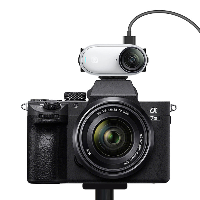 XT-XINTE Magnetic Quick Install Cold Shoe Base Adapter Sports camera quick release bracket For Insta360 GO 3S/3 camera Accessories