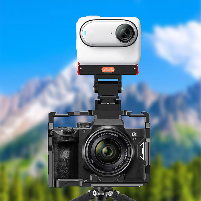 XT-XINTE Sports camera Magnetic Charging quick release bracket Base Adapter with 1/4 Cold Shoe Fix Mount Expansion for Insta360 GO 3S / 3  1/4 screw hole DSLR rabbit cage