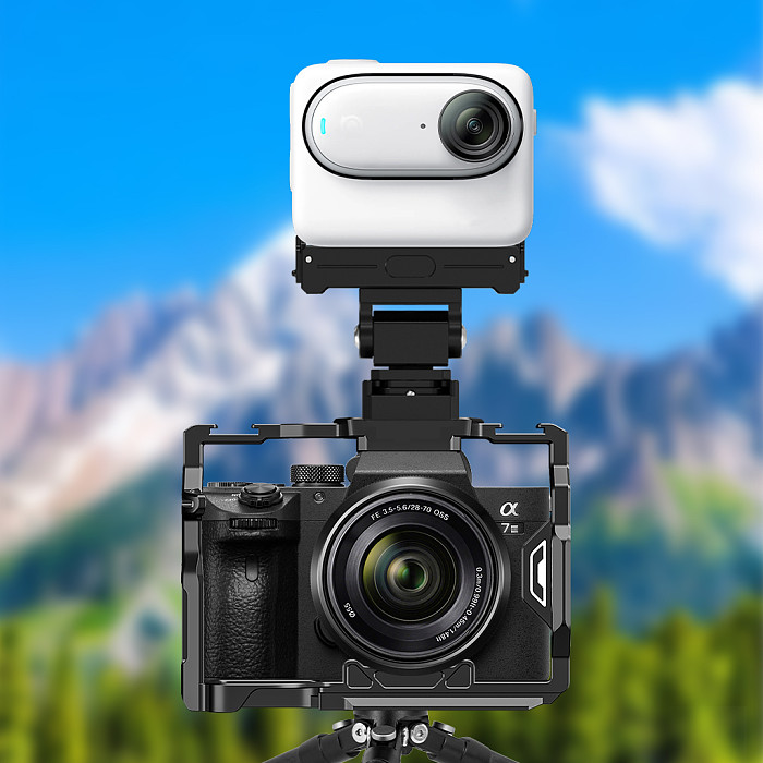 Aluminum Alloy Magnetic Quick Release Charging Base Adapter with 1/4 Thread Cold Shoe Mount for Insta360 GO 3S/GO3 Camera Accessories