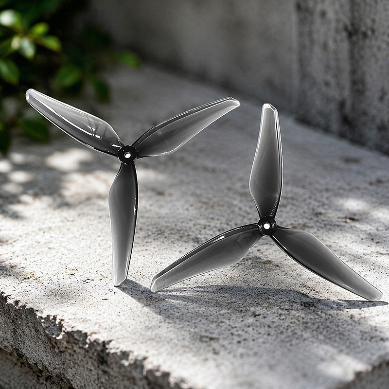 (HQProp) 2CW+2CCW 7.5X3X3 High Efficiency Crash Resistant 3-Blade PC Propeller For FPV Drone