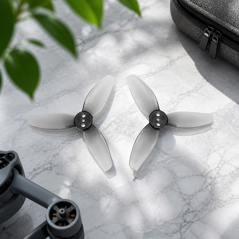 (HQProp) 2CW + 2CCW T2.2X1.6X3 3-Blade PC Propeller For FPV Drone