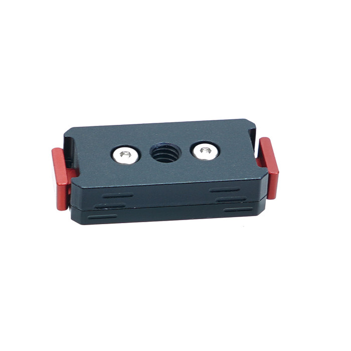 Aluminum Alloy Horizontal & Vertical Mount & Protective Frame with Magnetic Quick-Release Baseplate with 1/4  Thread for Insta360 X5/X4/X3