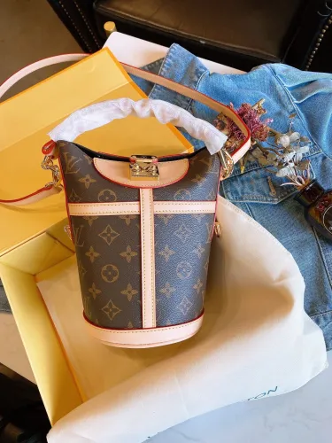 缺货预定LOUIS VUITTON  LB5912005020109  size: 22x15x20cm