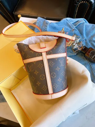 缺货预定LOUIS VUITTON  LB5912005020109  size: 22x15x20cm