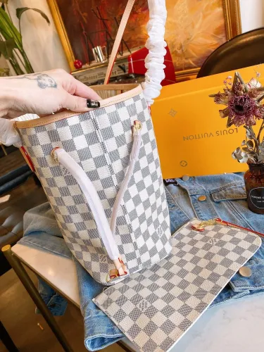 diy无图LOUIS VUITTON  LB0122005020110  size: 32x15x29cm