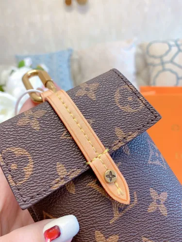 导流LOUIS VUITTON  LB5412005030100  size: 10x20cm