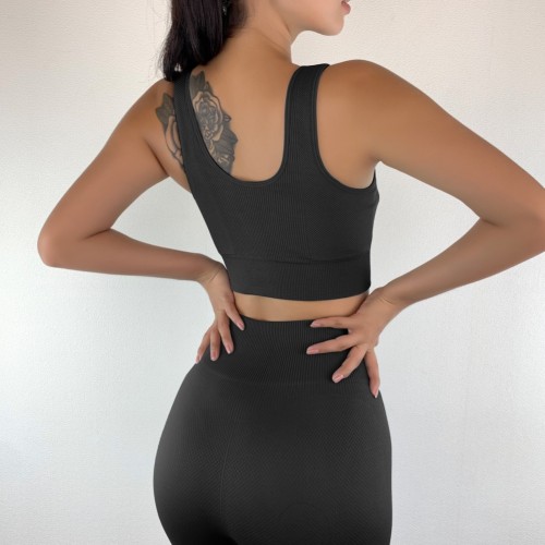 Sports Yoga Plain Bra and High Waist Shorts Set