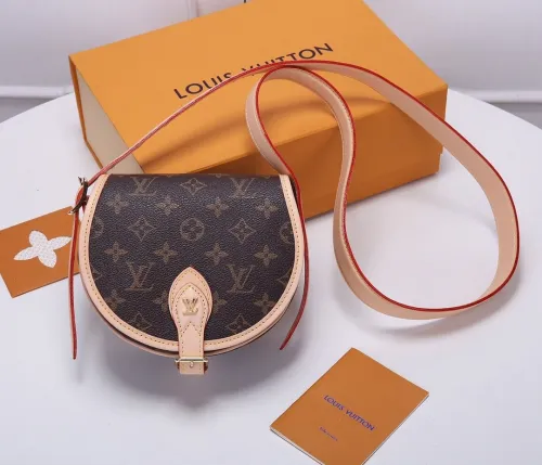 LV 5A quality designer brand replica diagonal span chain handbagbag backpack 200278