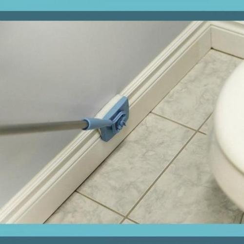 Adjustable Conforming Baseboard Cleaning Duster