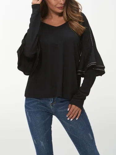 V Neck Appliqued Bell Sleeve Vintage T-Shirts