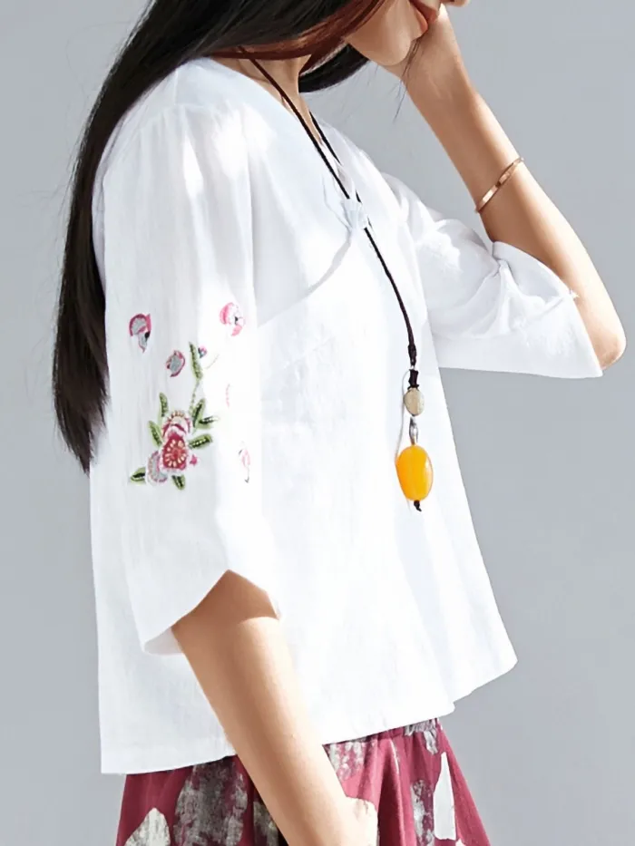 Plus Size Women Buckle 3/4 Sleeves  V-neck Loose Casual Cotton Tops