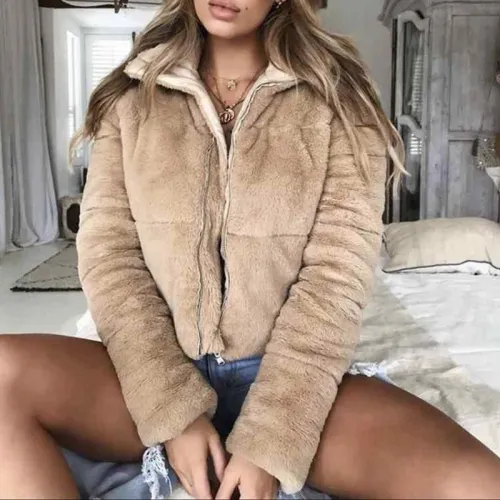 Winter New Short Woollen Thickened Coat