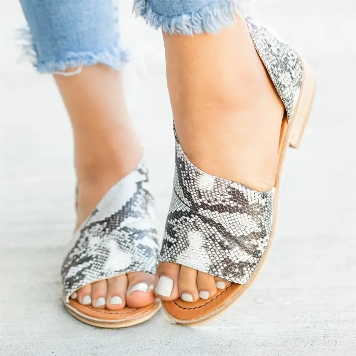 Peep Toe Side-cut Style Stacked Heel Flats