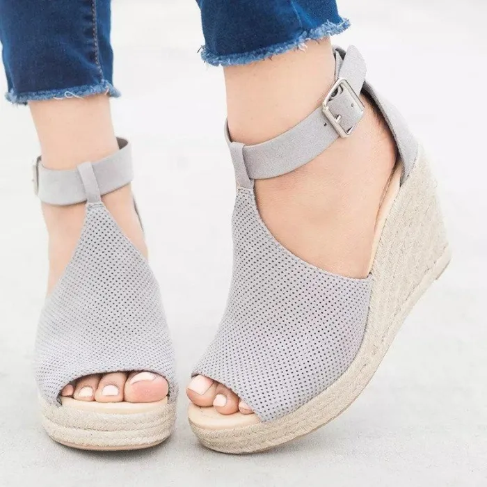 Adjustable Buckle Artificial Nubuck Shoes