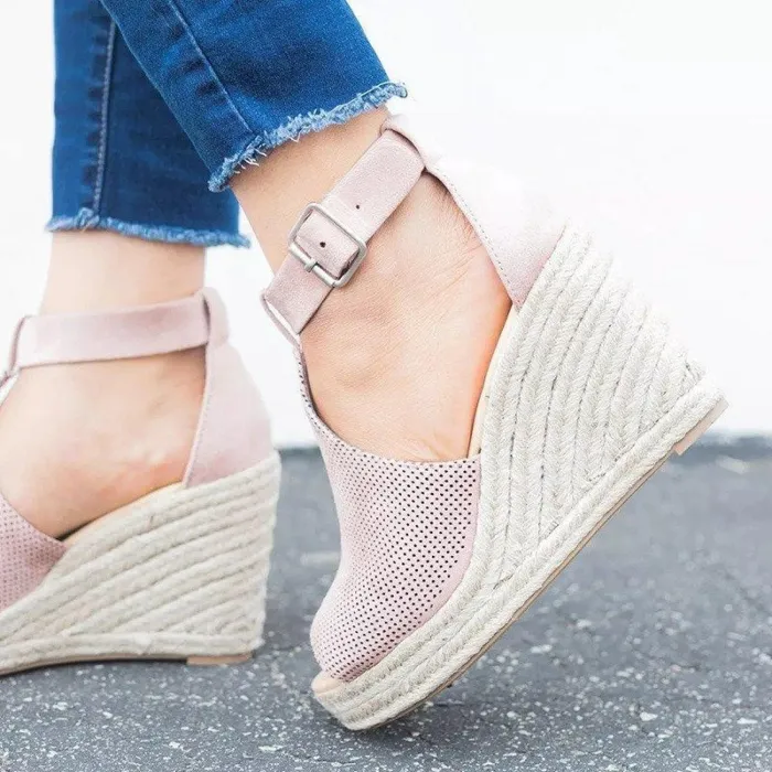 Adjustable Buckle Artificial Nubuck Shoes