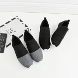 Comfortable Fabric Women Slip-On Sneakers