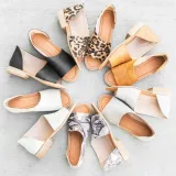 Peep Toe Side-cut Style Stacked Heel Flats