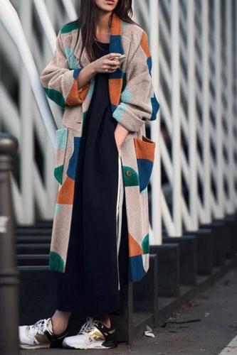 Fashion Turndown   Collar Printed Long Sleeve coat