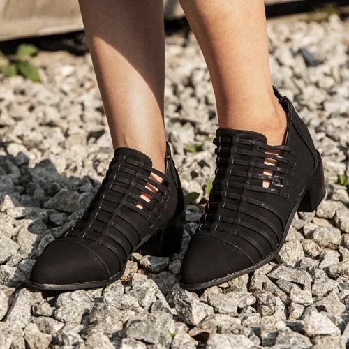 Women Plus Size Faux Leather Booties with Zipper Shoes