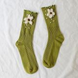Three-dimensional flower small pearl ladies socks