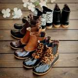 Women Two-Tone Duck Boots