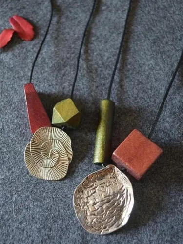 Vintage Irregular Wood Alloy Necklace