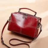 Leather vintage elegant handbag