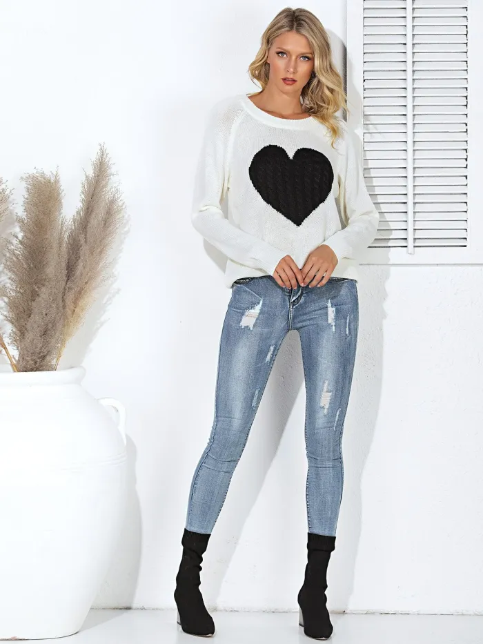 Heart Printed Crew Neck Knitted Long Sleeve Sweaters