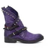 Women  Vintage and Comfortable Boots With Buckle