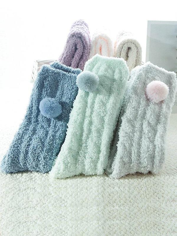 Women Solid Casual Fuzzy Socks